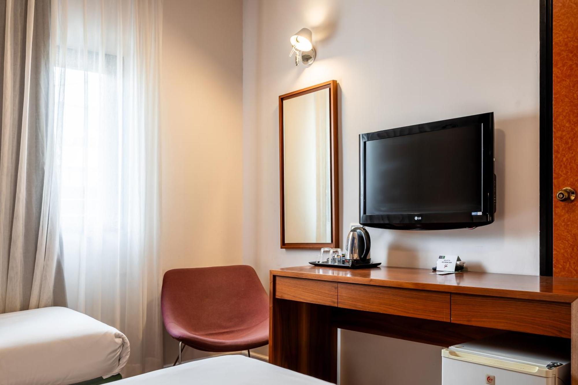 Hotel Jacob Tiberias Exteriér fotografie